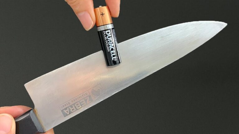 Dieser vergessene Trick schärft dein Messer in 3 Minuten – und du brauchst nur eine alte