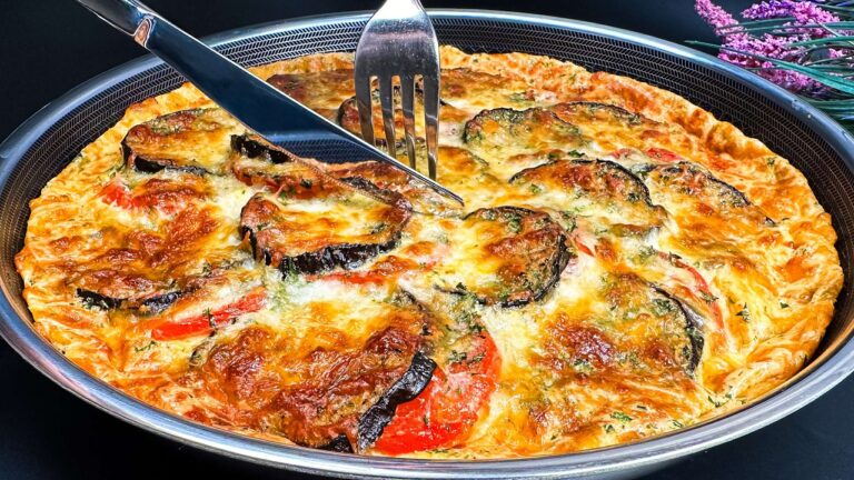 3 einfache Schritte zu einem unwiderstehlichen Kartoffelrezept mit Auberginen und Eiern!