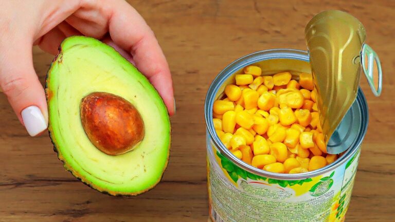 5 erstaunliche Rezepte für ein schnelles Frühstück mit Avocado und Mais