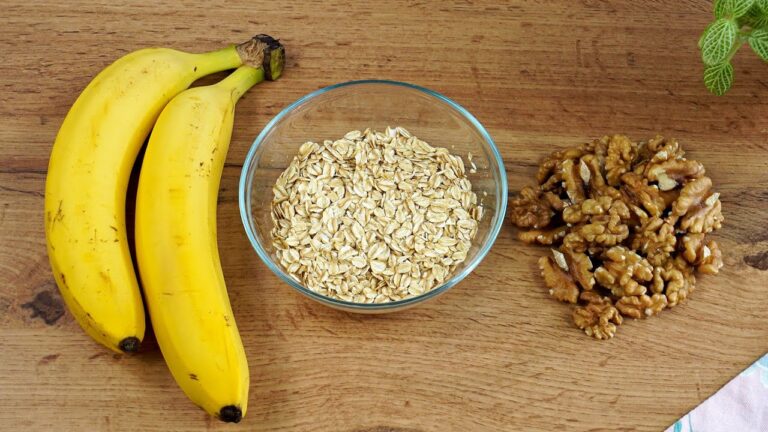 3 schnelle Frühstücksideen mit Haferflocken, Banana und Schokolade in 10 Minuten!