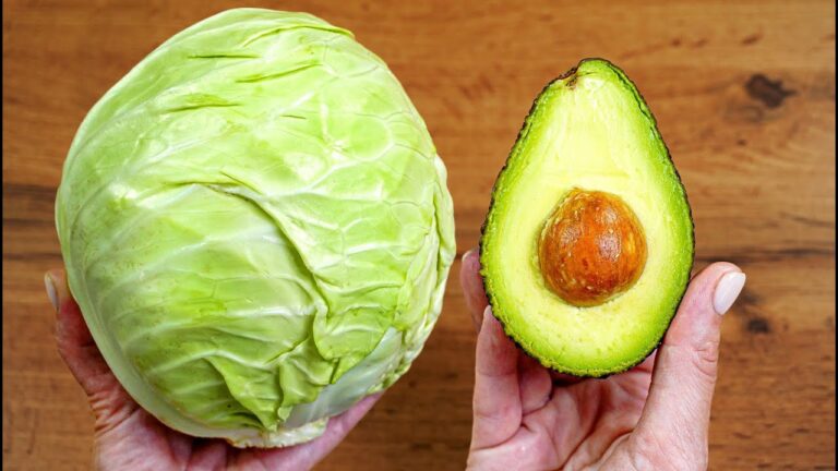 10 Gründe, warum du diesen knusprigen Avocado-Kohl-Salat lieben wirst!