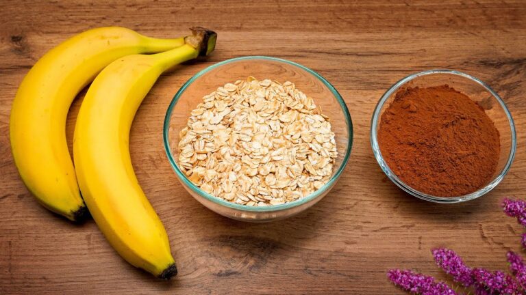 10 Gründe, warum du dieses leckere Haferflocken-Banana-Kakao-Frühstück lieben wirst!