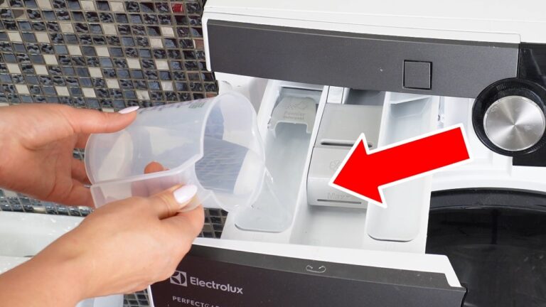 Bloß kein Weichspüler! Dieses andere Produkt macht raue Handtücher flauschig